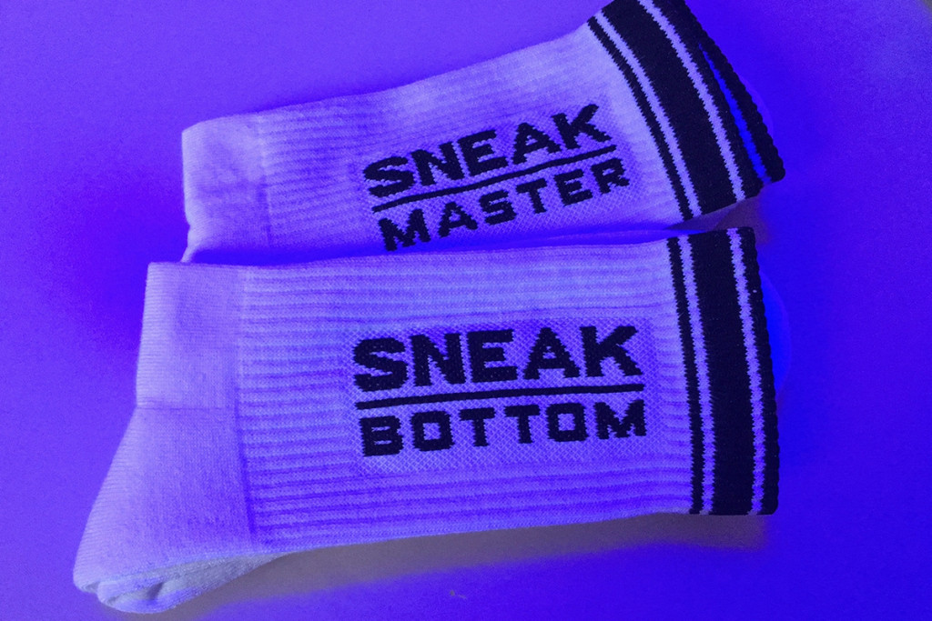 SNEAK MASTER – stílusos fehér-fekete zokni - Image 9
