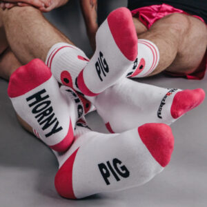 HORNY PIG Sk8erboy – stílusos fehér zokni, prémium minőség