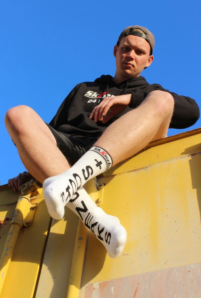 SNEAKS SOCKS Sk8erboy – stílusos fehér sportzokni - Image 3