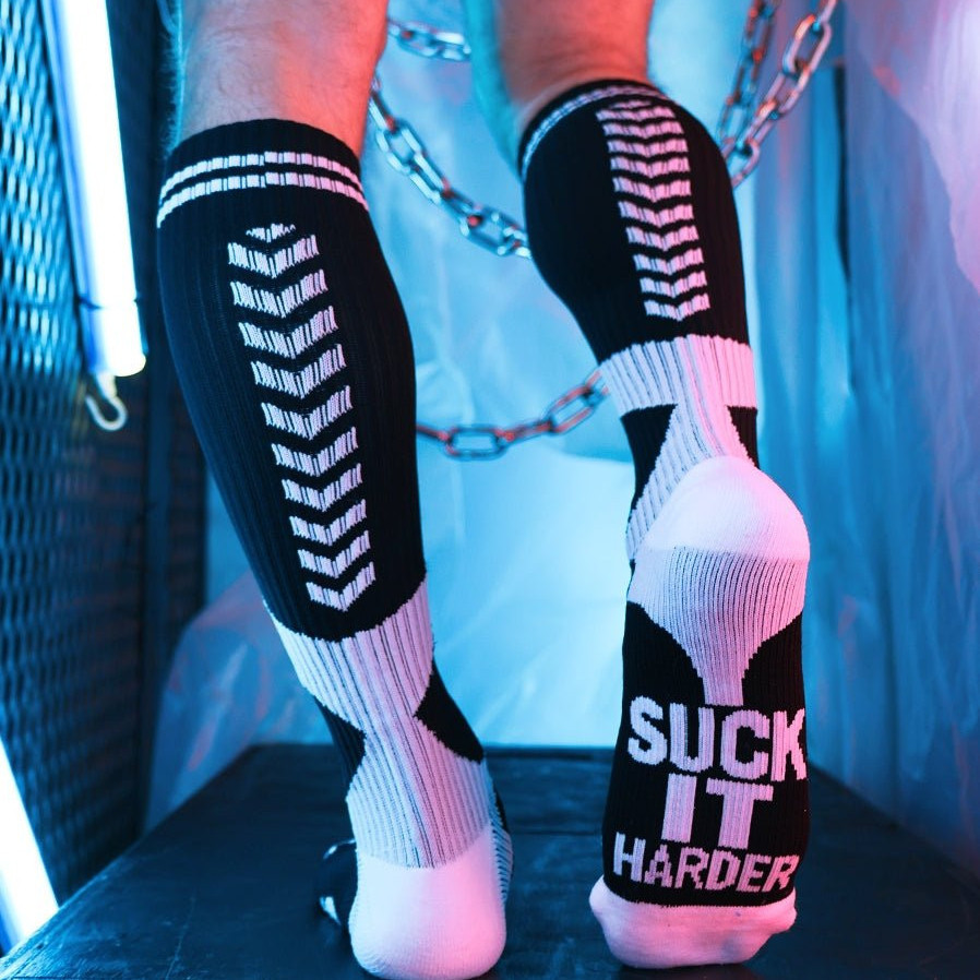 Sucker Socks – stílusos fekete zoknik prémium kényelemben - Image 2