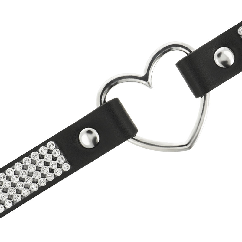 Coquette Chic Desire – Szív alakú vegán bőr nyaklánc - Image 4
